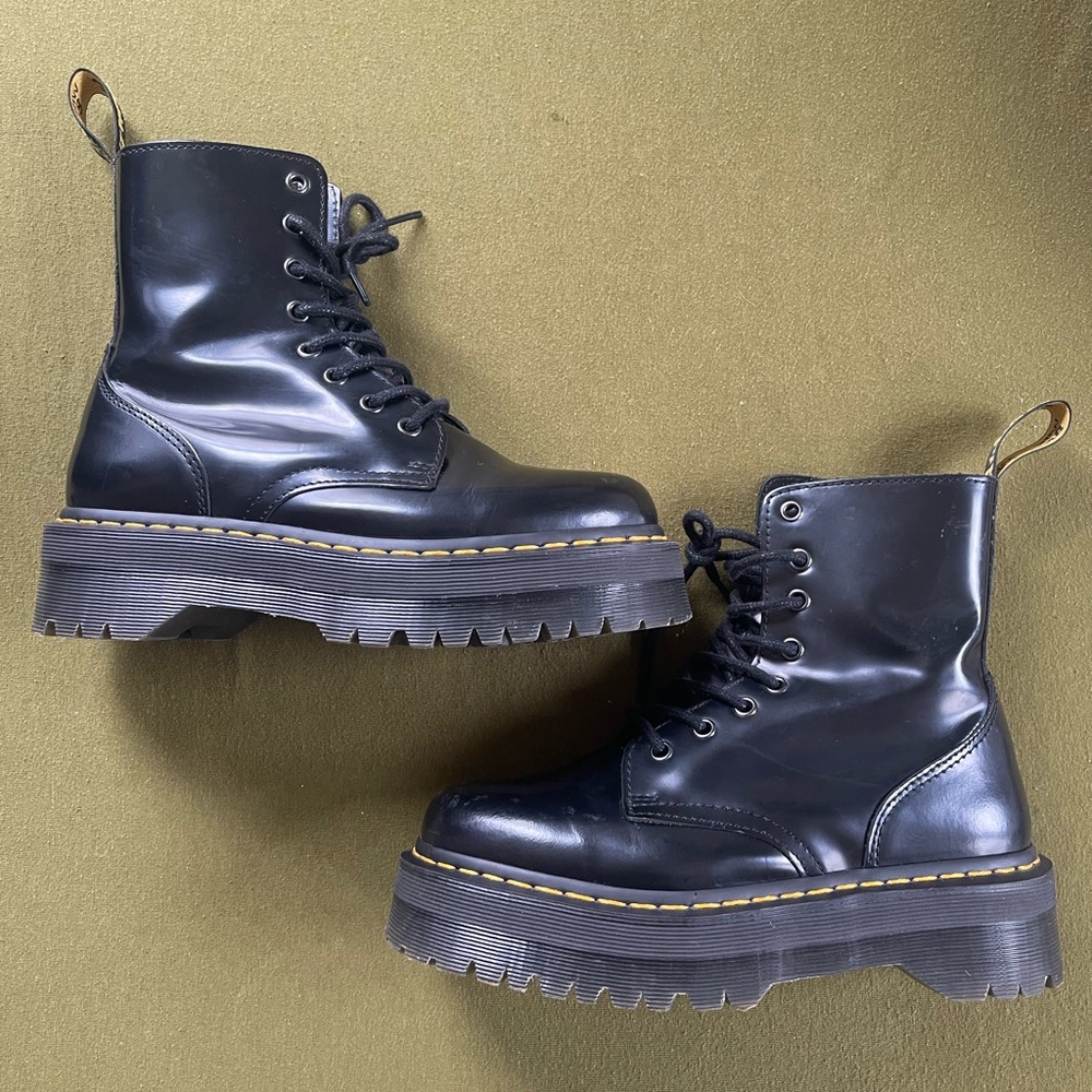 Dr.Marten’s Jadon platform boots